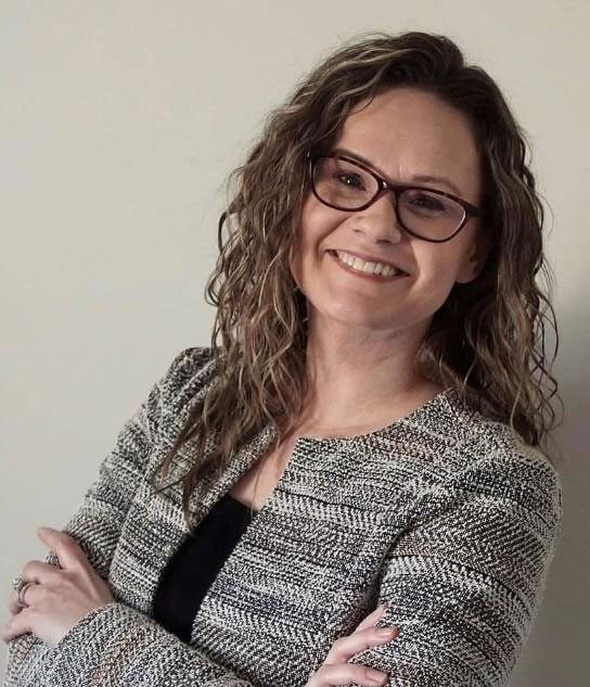 Leslie Day headshot